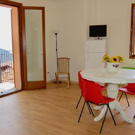 Appartement Casa Patrizia à Sueglio Extérieur photo